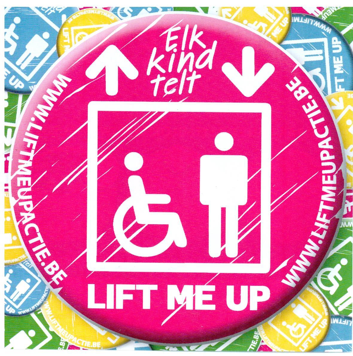 Feestelijke  opening van de lift op Merkenveld